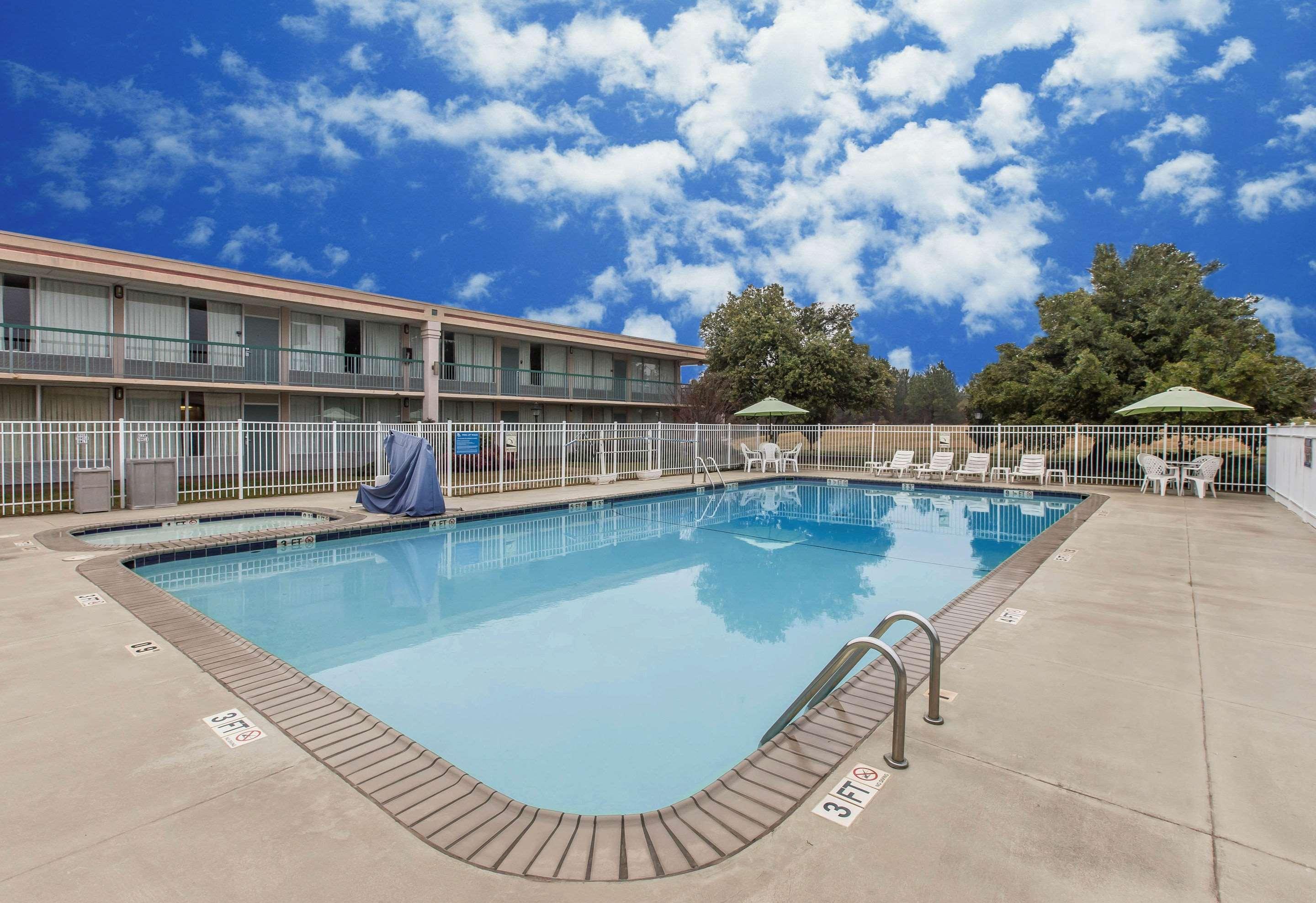 Quality Inn & Suites Mcdonough South I-75 Extérieur photo