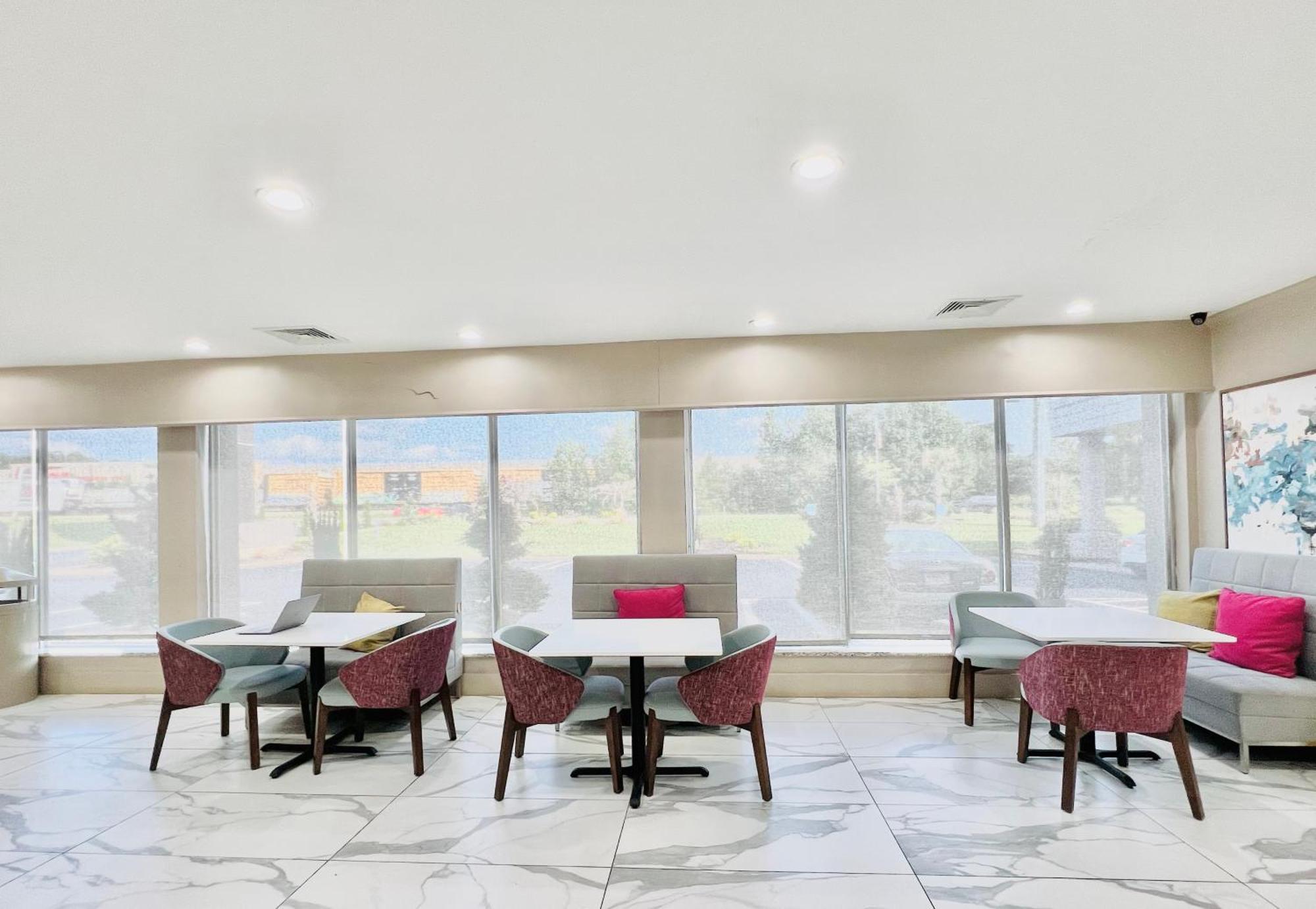Quality Inn & Suites Mcdonough South I-75 Extérieur photo